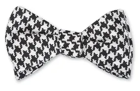 Black/ White Large Houndstooth Bow Tie - B3021