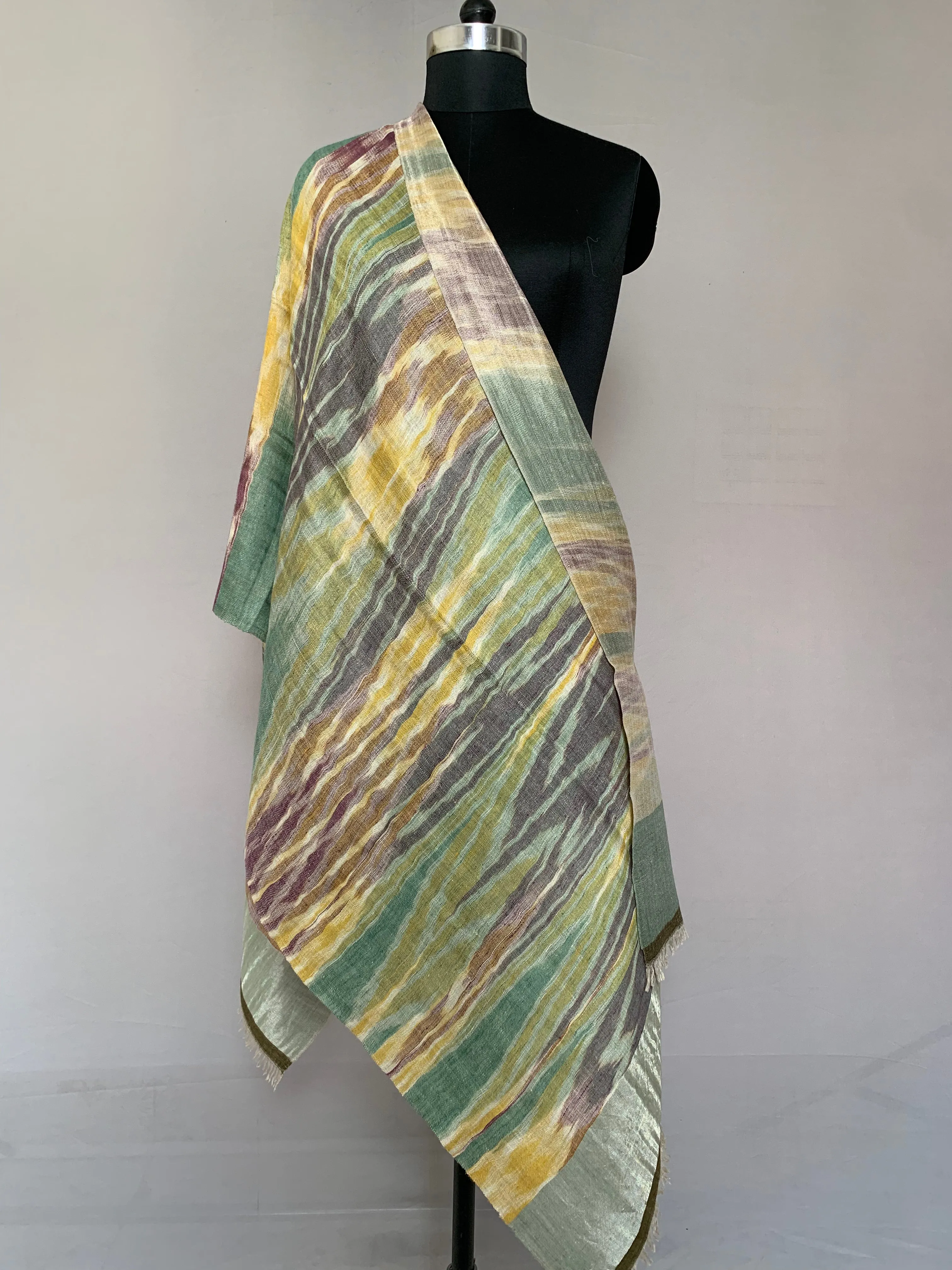 Fabian Ikat Dyed Zari Reversible Cashmere Stole